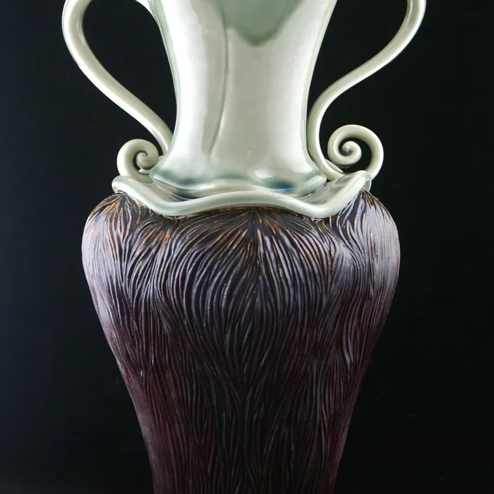Pod vase