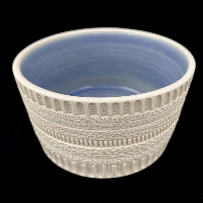Cylindrical diatom bowl